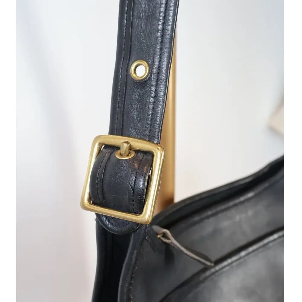 Coach Legacy Zip 9966 Vintage 1999 Black Leather Crossbody Shoulder Bag Gold